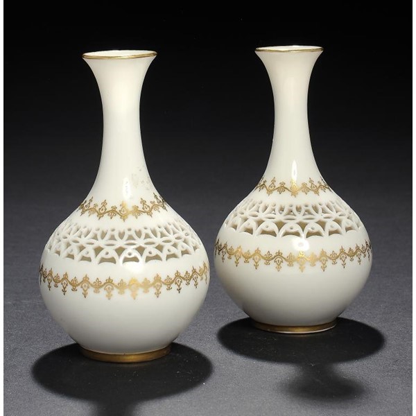 ROYAL WORCESTER RETICULATED VASES Image